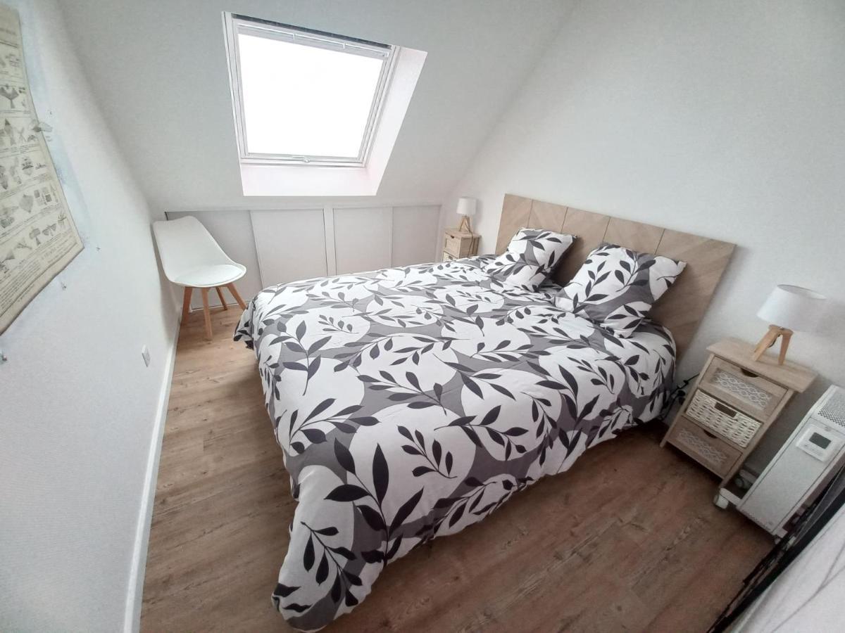 Duplex Du Bois D'Amour 坎佩尔 外观 照片