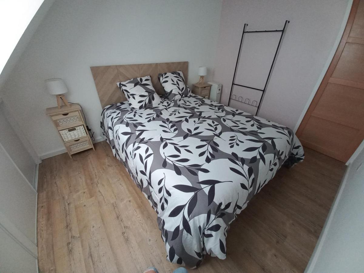 Duplex Du Bois D'Amour 坎佩尔 外观 照片